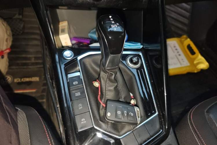 Used Volkswagen Tayron 2019 330TSI Two-Wheel Drive Luxury Model China VI Standard Gear Lever