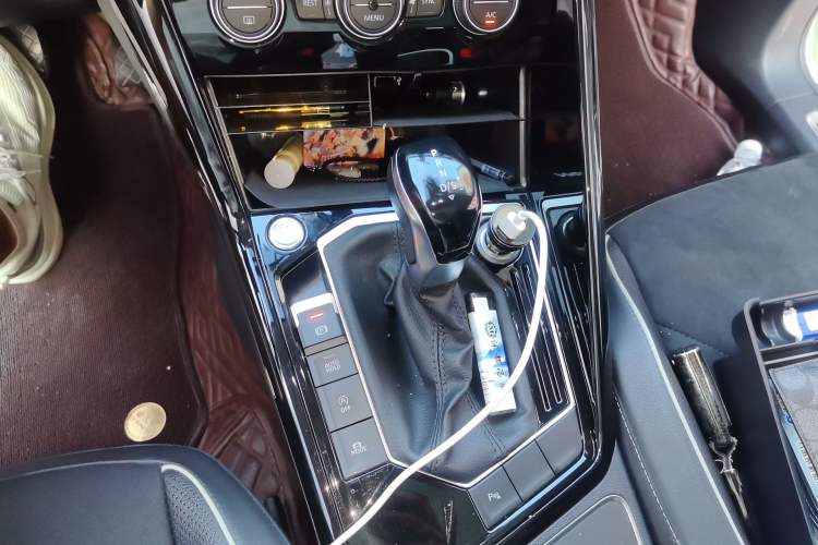 Used Volkswagen Tayron 2019 330TSI Two-Wheel Drive Prestige Version China V Standard Gear Lever