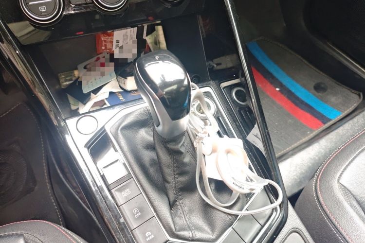 Used Volkswagen Tayron 2019 330TSI Two-Wheel Drive Luxury Model China VI Standard Gear Lever