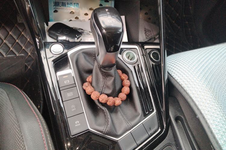 Used Volkswagen Tayron 2019 330TSI Two-Wheel Drive Luxury Model China VI Standard Gear Lever