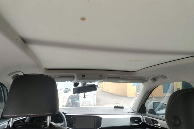 Used Volkswagen Tayron 2019 330TSI Two-Wheel Drive Luxury Model China VI Standard Headliner