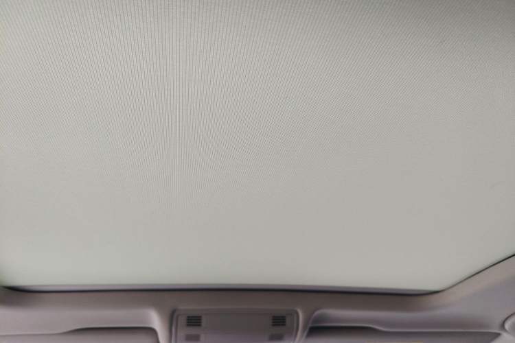 Used Volkswagen Tayron 2019 330TSI Two-Wheel Drive Luxury Model China VI Standard Headliner