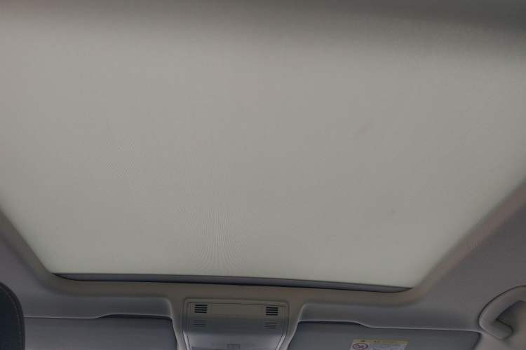 Used Volkswagen Tayron 2019 330TSI Two-Wheel Drive Luxury Model China VI Standard Headliner