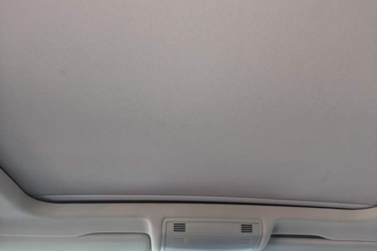 Used Volkswagen Tayron 2019 330TSI Two-Wheel-Drive Luxury Version China V Emission Standard Headliner