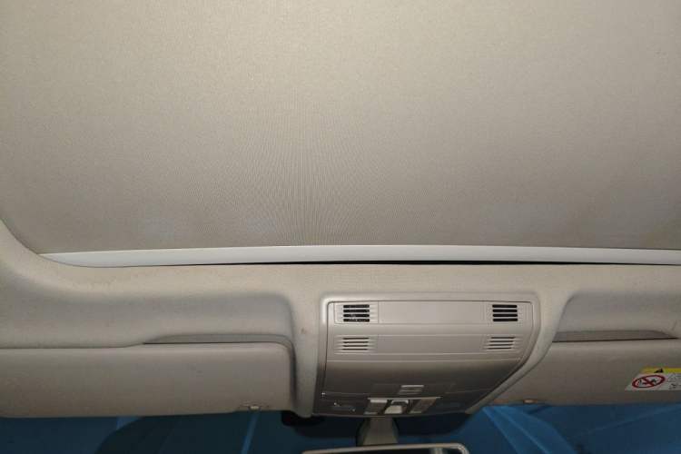 Used Volkswagen Tayron 2019 330TSI Two-Wheel Drive Luxury Model China VI Standard Headliner