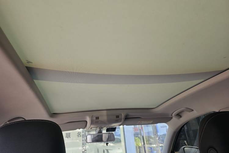 Used Volkswagen Tayron 2019 330TSI Two-Wheel Drive Luxury Model China VI Standard Headliner