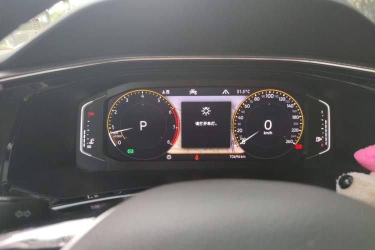 Used Volkswagen Tayron 2019 330TSI Two-Wheel-Drive Luxury Plus China VI Standard Instrument Cluster
