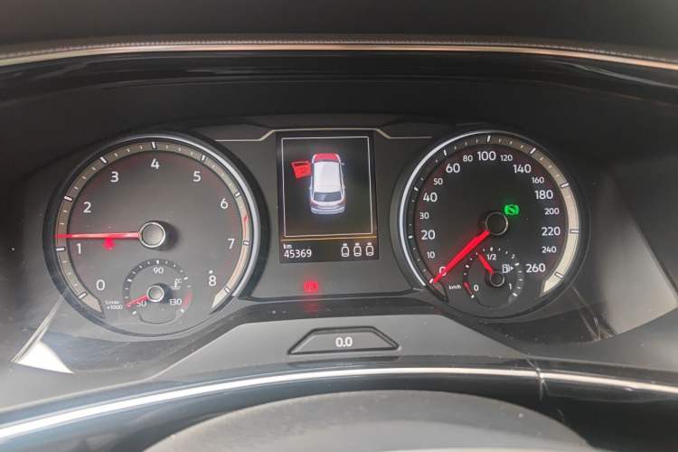 Used Volkswagen Tayron 2019 330TSI Two-Wheel Drive Luxury Model China VI Standard Instrument Cluster