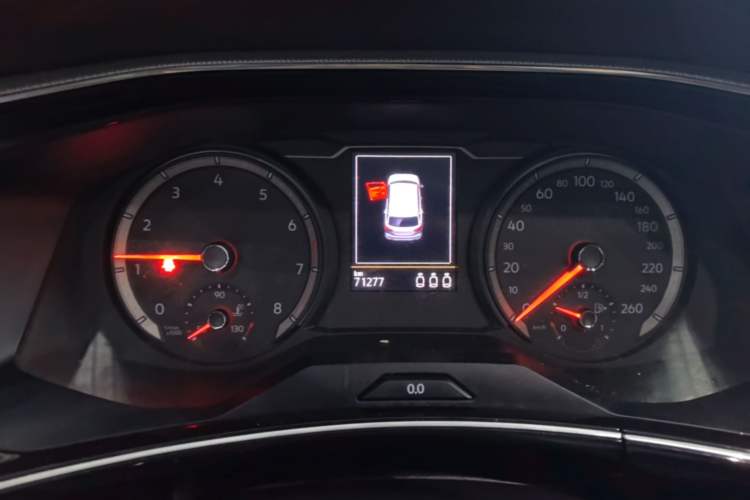 Used Volkswagen Tayron 2019 330TSI Two-Wheel Drive Luxury Model China VI Standard Instrument Cluster