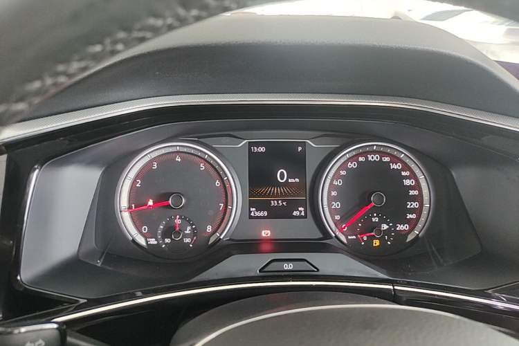 Used Volkswagen Tayron 2019 330TSI Two-Wheel Drive Luxury Model China VI Standard Instrument Cluster