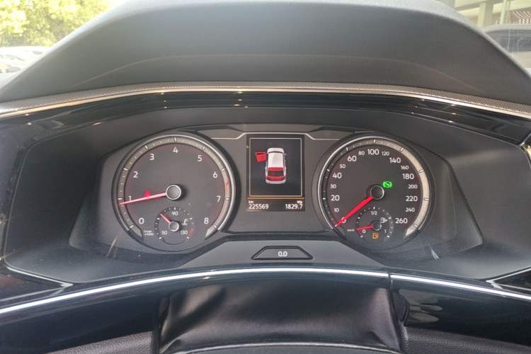Used Volkswagen Tayron 2019 330TSI Two-Wheel-Drive Luxury Version China V Emission Standard Instrument Cluster
