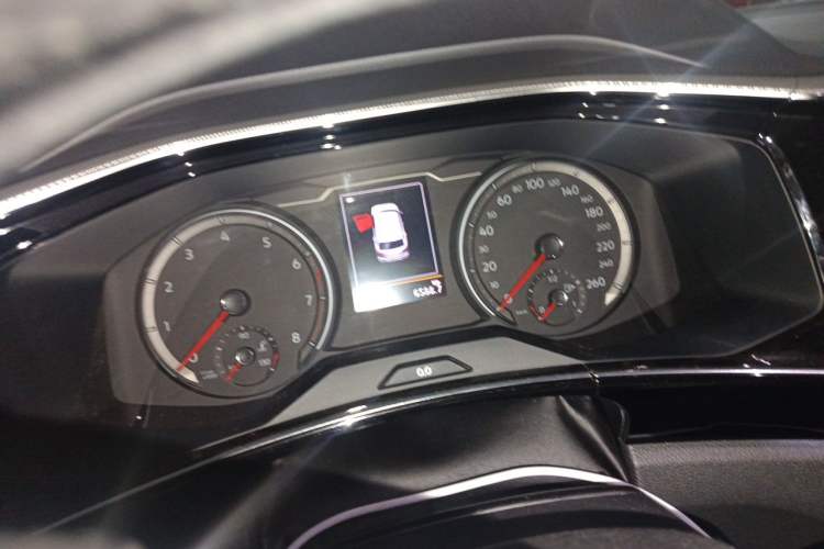 Used Volkswagen Tayron 2019 330TSI Two-Wheel Drive Luxury Model China VI Standard Instrument Cluster