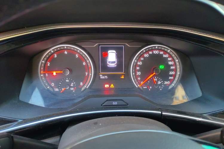 Used Volkswagen Tayron 2019 330TSI Two-Wheel Drive Luxury Model China VI Standard Instrument Cluster