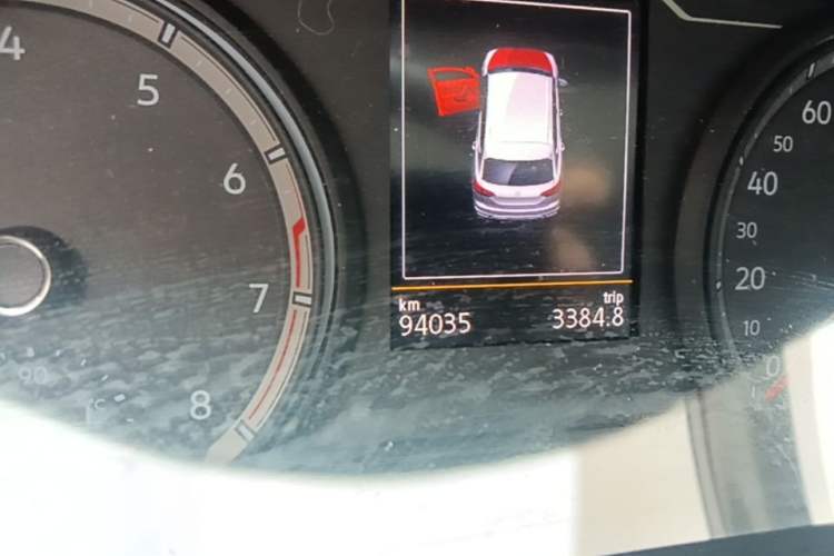 Used Volkswagen Tayron 2019 330TSI Two-Wheel Drive Luxury Model China VI Standard Instrument Cluster
