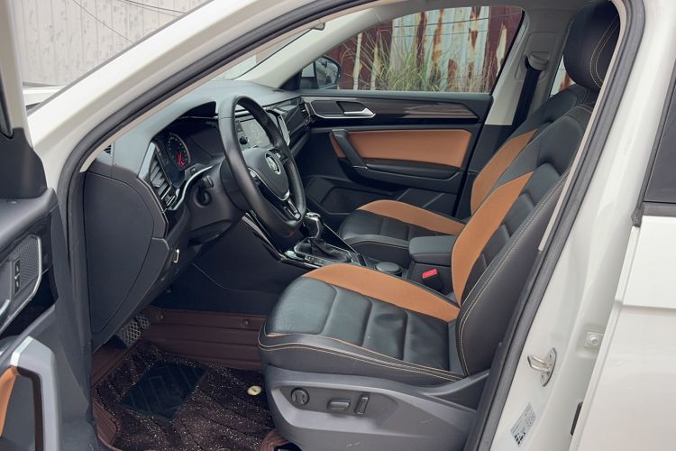 Used Volkswagen Tayron 2019 330TSI Four-Wheel Drive Luxury Version China V Standard Interior 1