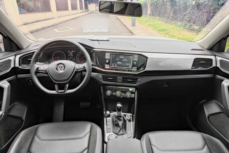 Used Volkswagen Tayron 2019 330TSI Four-Wheel Drive Luxury Version China VI Standard Interior 1