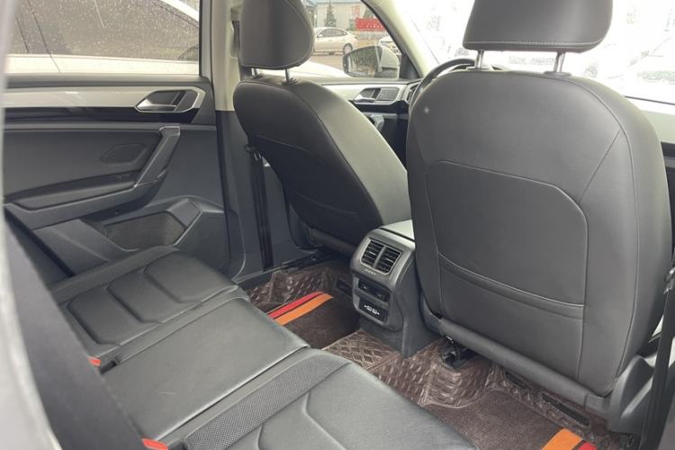 Used Volkswagen Tayron 2019 330TSI Two-Wheel Drive Luxury Model China VI Standard Interior 13