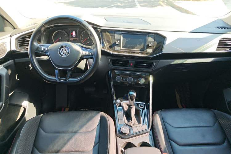Used Volkswagen Tayron 2019 330TSI Four-Wheel Drive Luxury Version China V Standard Interior 2
