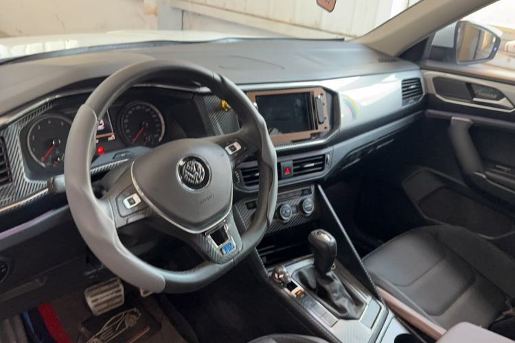 Used Volkswagen Tayron 2019 330TSI Two-Wheel Drive Luxury Model China VI Standard Interior 2