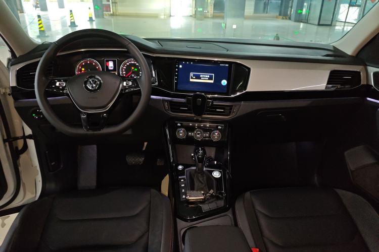 Used Volkswagen Tayron 2019 330TSI Two-Wheel Drive Luxury Model China VI Standard Interior 2