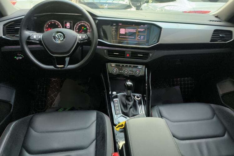 Used Volkswagen Tayron 2019 330TSI Two-Wheel Drive Luxury Model China VI Standard Interior 2