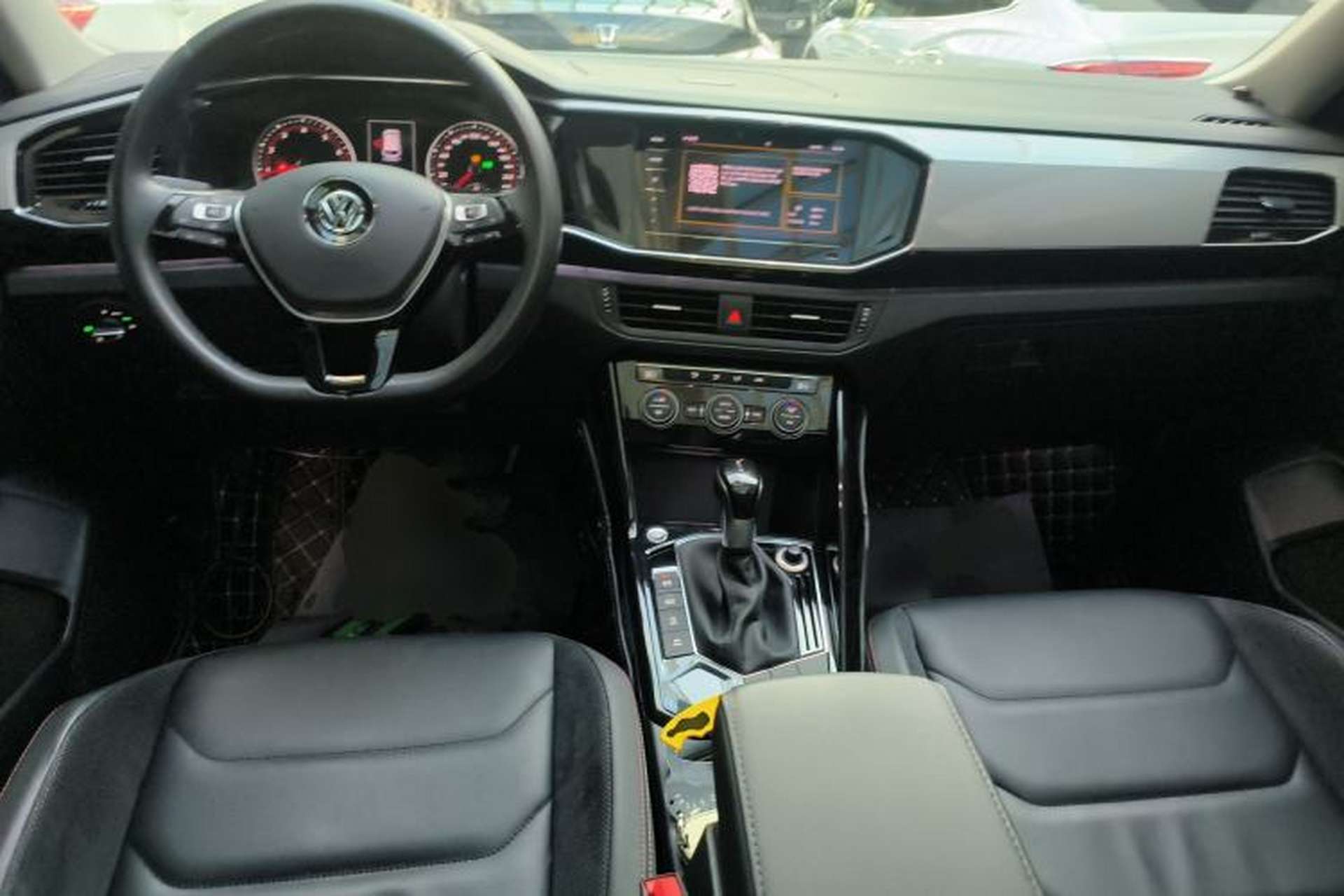Used Volkswagen Tayron 2019 330TSI Two-Wheel Drive Luxury Model China VI Standard Interior 2