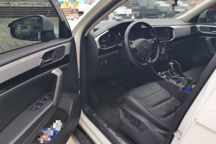 Used Volkswagen Tayron 2019 330TSI Two-Wheel Drive Luxury Model China VI Standard Interior 3