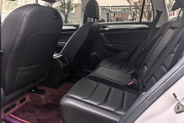 Used Volkswagen Tayron 2019 330TSI Two-Wheel Drive Luxury Model China VI Standard Interior 3