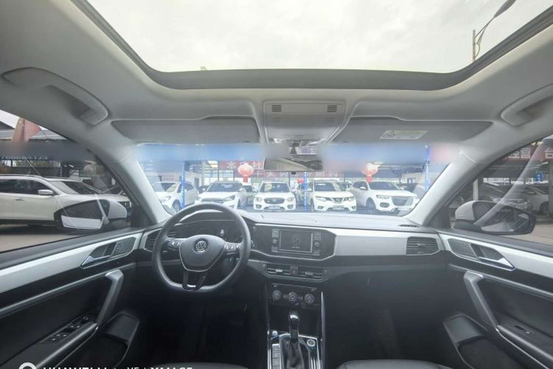Used Volkswagen Tayron 2019 330TSI Two-Wheel Drive Luxury Model China VI Standard Interior 3