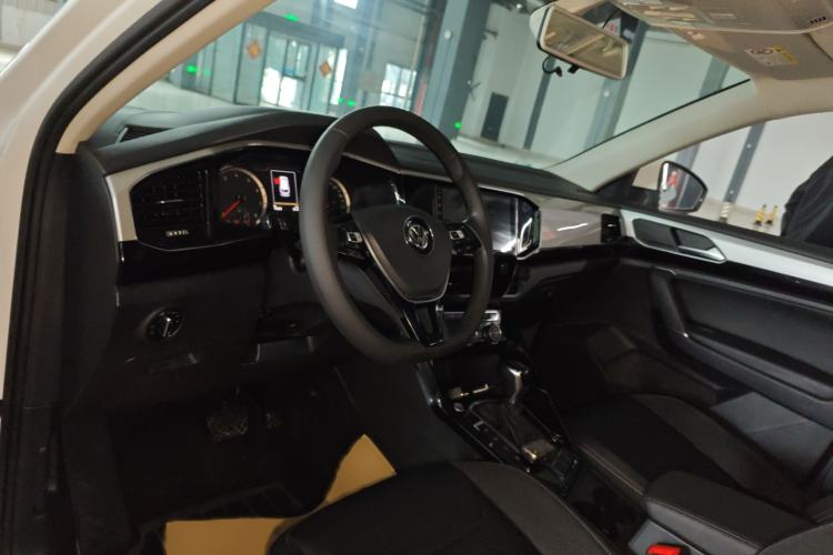 Used Volkswagen Tayron 2019 330TSI Two-Wheel Drive Luxury Model China VI Standard Interior 3