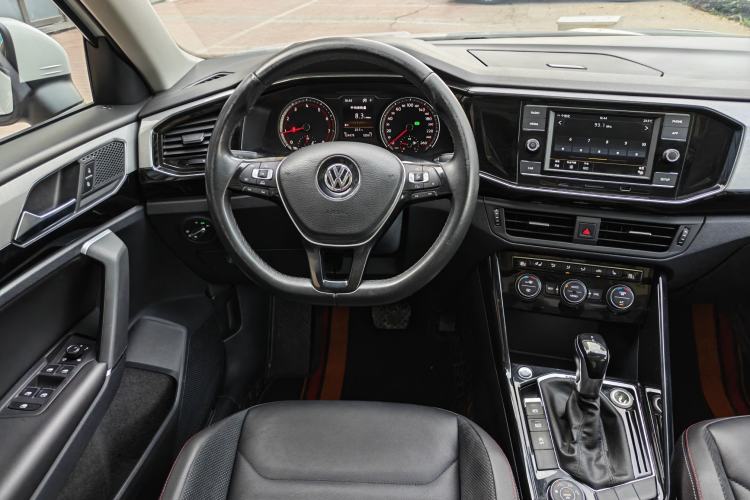 Used Volkswagen Tayron 2019 330TSI Four-Wheel Drive Luxury Version China V Standard Interior 3