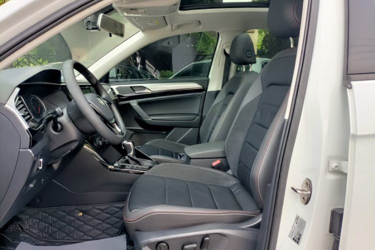 Used Volkswagen Tayron 2019 330TSI Four-Wheel Drive Luxury Version China V Standard Interior 4