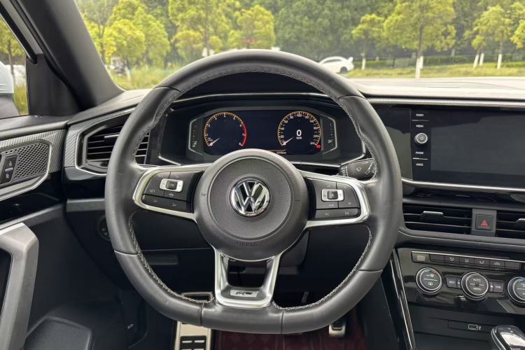 Used Volkswagen Tayron 2019 380TSI Four-Wheel Drive R-Line China VI-standard Interior 5