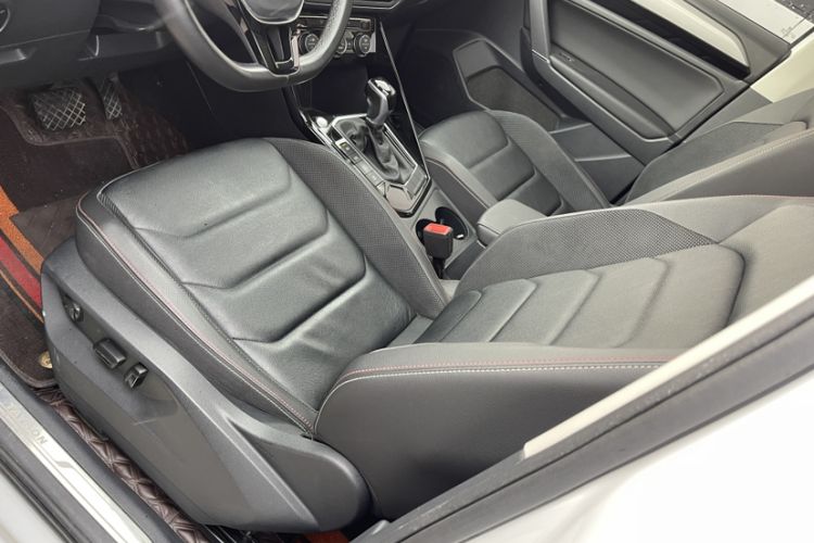 Used Volkswagen Tayron 2019 330TSI Two-Wheel Drive Luxury Model China VI Standard Interior 6