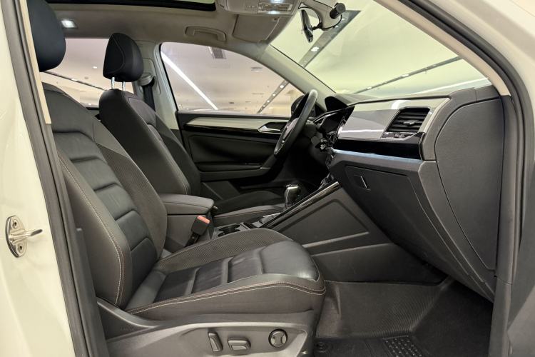 Used Volkswagen Tayron 2019 330TSI Two-Wheel Drive Luxury Model China VI Standard Interior 7