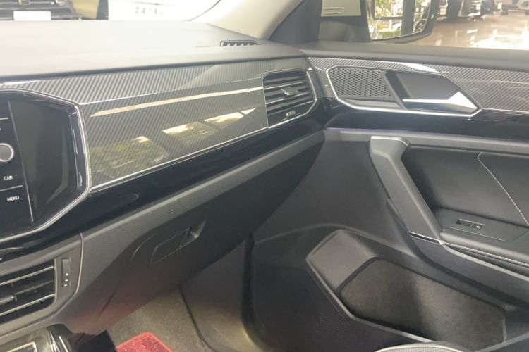 Used Volkswagen Tayron 2019 330TSI Two-Wheel-Drive Prestige Version China VI Standard Interior 9