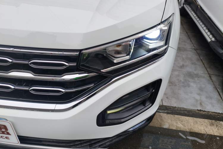 Used Volkswagen Tayron 2019 330TSI Two-Wheel Drive Luxury Model China VI Standard Left Front Headlight