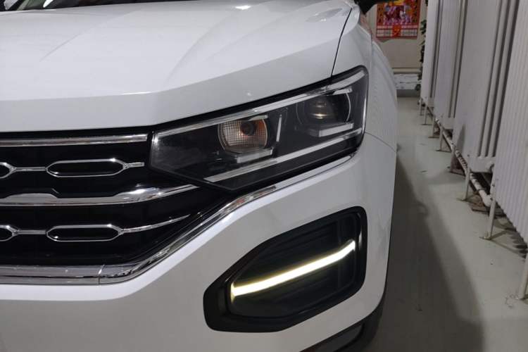 Used Volkswagen Tayron 2019 330TSI Two-Wheel-Drive Luxury Version China V Emission Standard Left Front Headlight