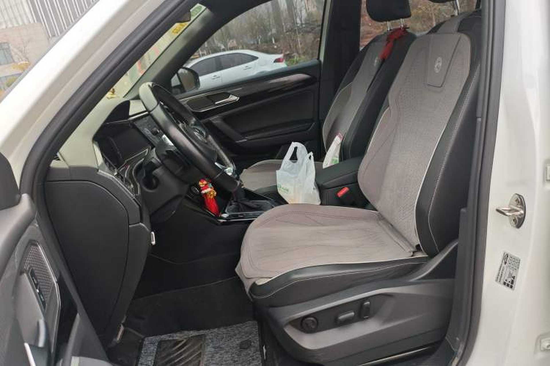 Used Volkswagen Tayron 2019 380TSI Four-Wheel Drive R-Line China VI-standard Left Front Seat