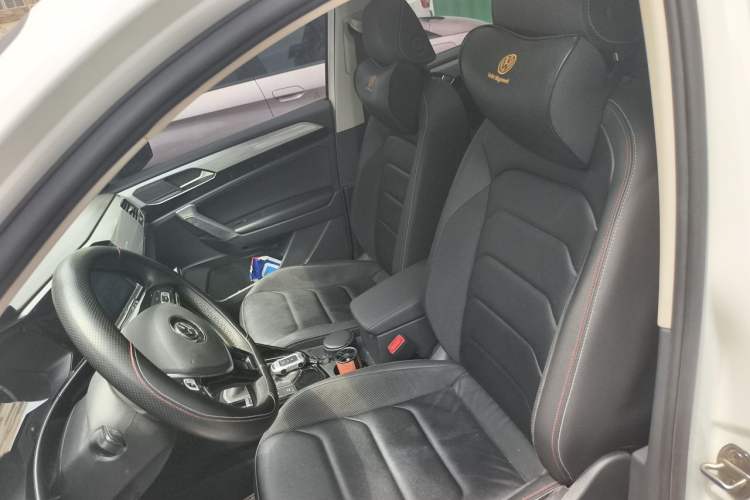 Used Volkswagen Tayron 2019 330TSI Two-Wheel Drive Luxury Model China VI Standard Left Front Seat