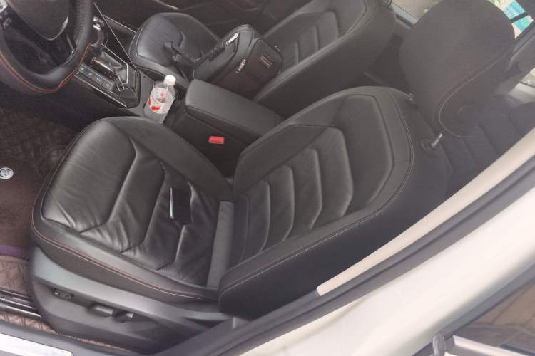 Used Volkswagen Tayron 2019 330TSI Two-Wheel-Drive Luxury Version China V Emission Standard Left Front Seat