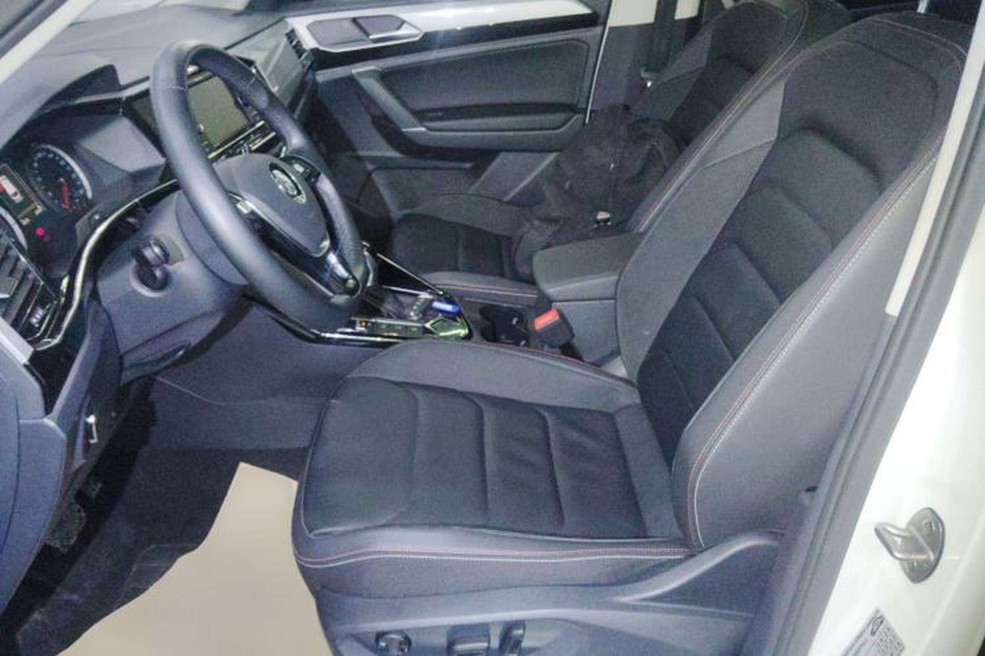 Used Volkswagen Tayron 2019 330TSI Two-Wheel Drive Luxury Model China VI Standard Left Front Seat