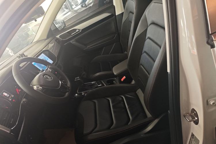 Used Volkswagen Tayron 2019 Teramont Edition 280TSI Two-Wheel Drive Luxury Model China VI Standard Left Front Seat