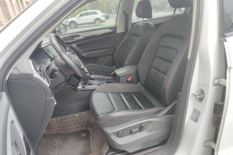 Used Volkswagen Tayron 2019 330TSI Two-Wheel-Drive Luxury Version China V Emission Standard Left Front Seat