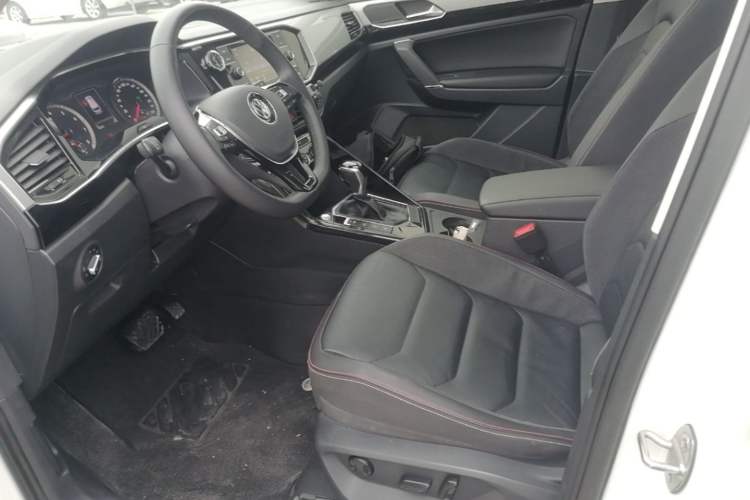 Used Volkswagen Tayron 2019 330TSI Two-Wheel Drive Luxury Model China VI Standard Left Front Seat
