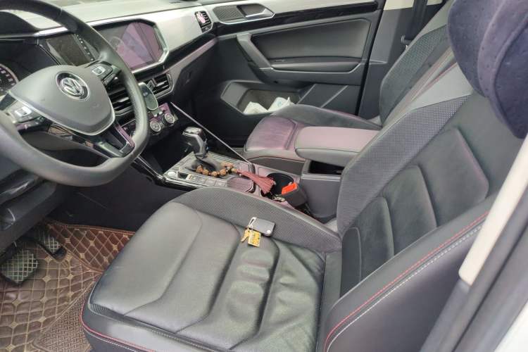 Used Volkswagen Tayron 2019 330TSI Two-Wheel-Drive Luxury Version China V Emission Standard Left Front Seat