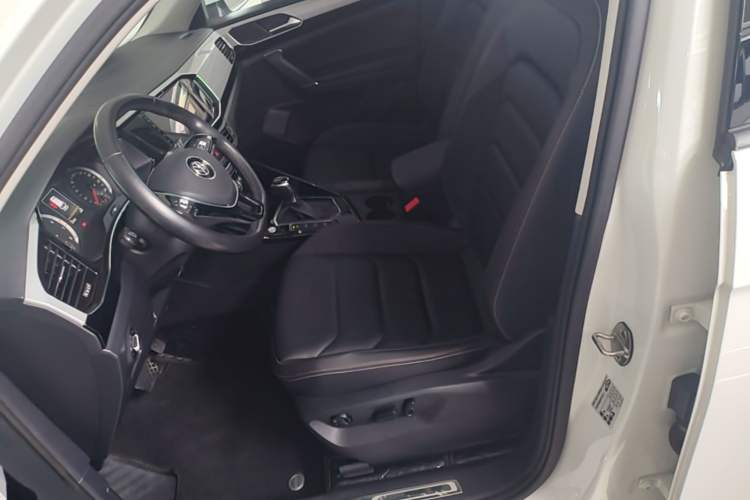 Used Volkswagen Tayron 2019 330TSI Two-Wheel Drive Luxury Model China VI Standard Left Front Seat