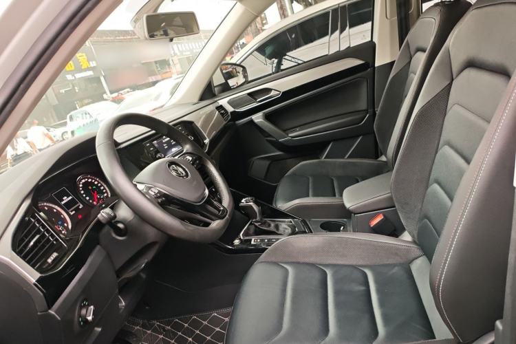 Used Volkswagen Tayron 2019 Teramont Edition 280TSI Two-Wheel Drive Luxury Model China VI Standard Left Front Seat