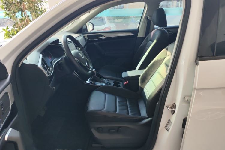 Used Volkswagen Tayron 2019 Teramont Edition 280TSI Two-Wheel Drive Luxury Model China VI Standard Left Front Seat
