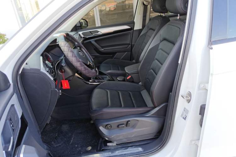 Used Volkswagen Tayron 2019 330TSI Two-Wheel Drive Luxury Model China VI Standard Left Front Seat